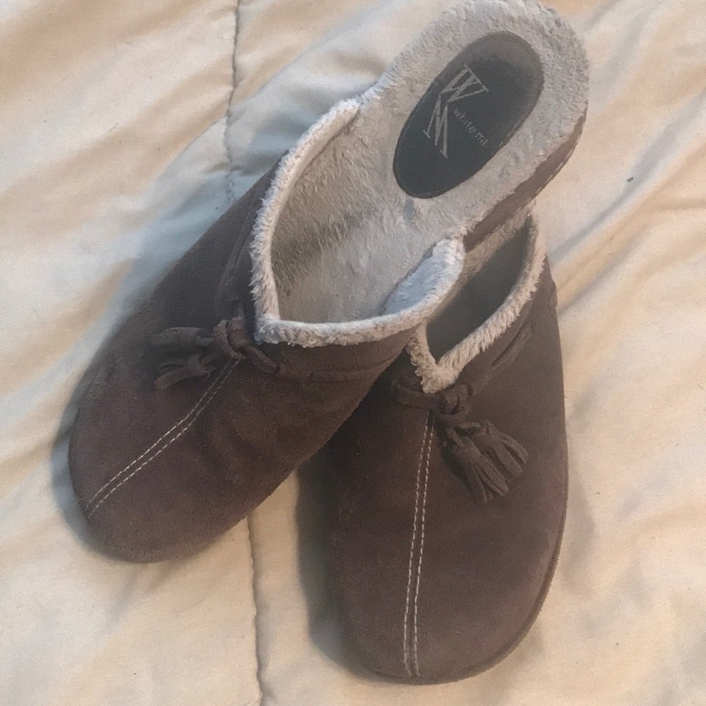 White Mountain Wedge Mules - Picture 8 of 8